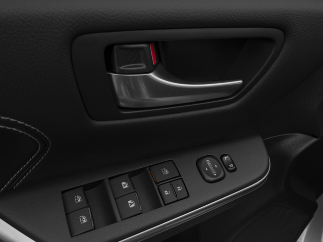 2016 Toyota Camry Hybrid XLE