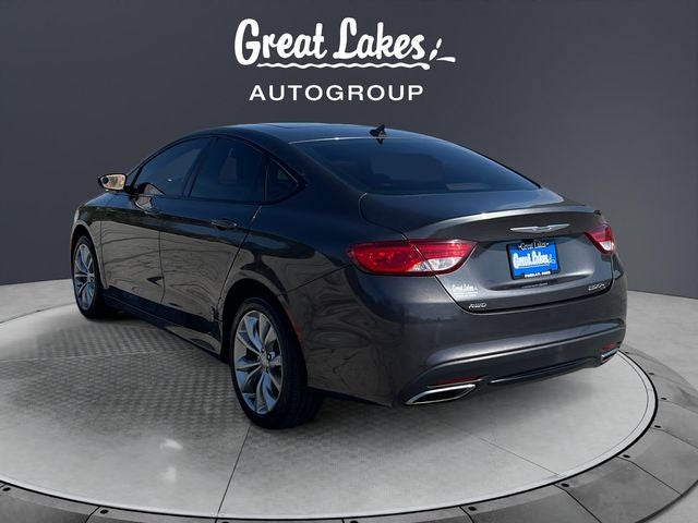 2015 Chrysler 200 S