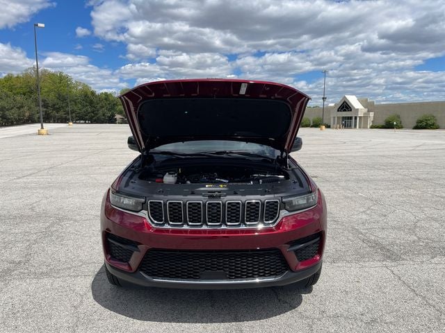 2023 Jeep Grand Cherokee Laredo
