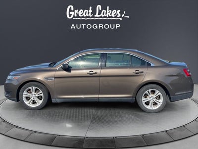 2016 Ford Taurus SE