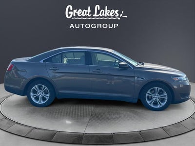 2016 Ford Taurus SE