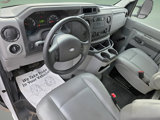 2019 Ford E-350SD Base Cutaway