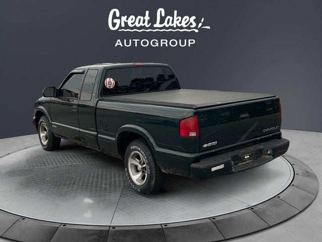 2002 Chevrolet S-10 LS