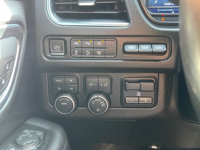 2023 Chevrolet Suburban High Country