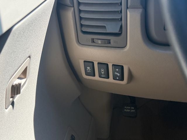 2014 Nissan Titan SL