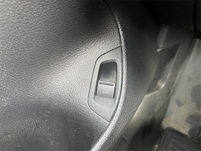 2015 Volkswagen Passat 1.8T SE w/Sunroof/Nav