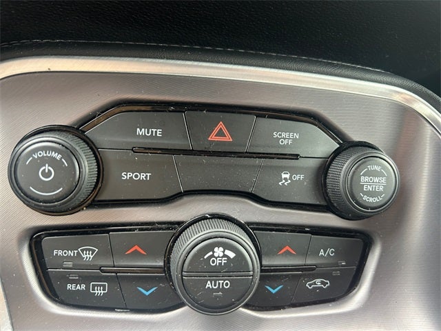 2022 Dodge Challenger SXT