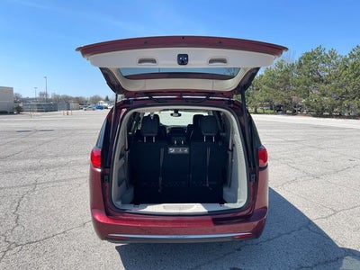 2017 Chrysler Pacifica Touring L