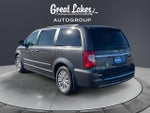 2016 Chrysler Town & Country Touring-L