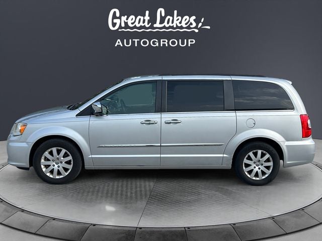 2012 Chrysler Town & Country Touring-L