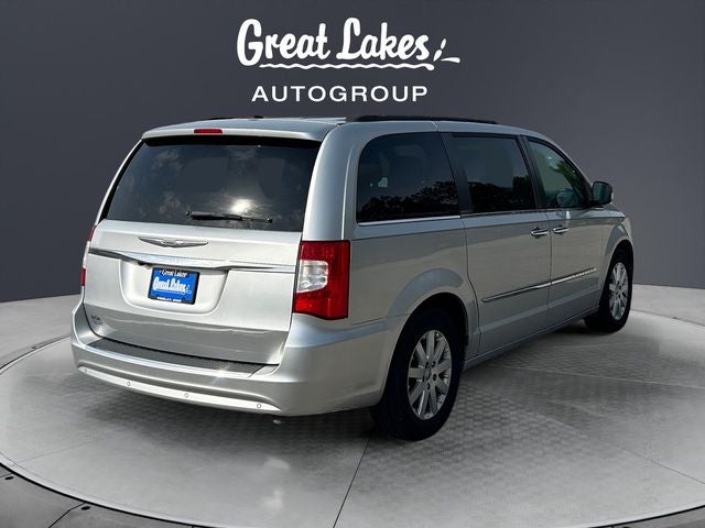 2012 Chrysler Town & Country Touring-L