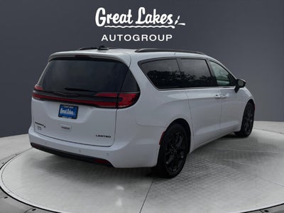 2025 Chrysler Pacifica Limited
