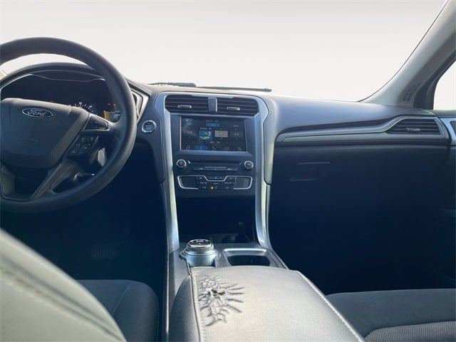 2017 Ford Fusion Hybrid SE