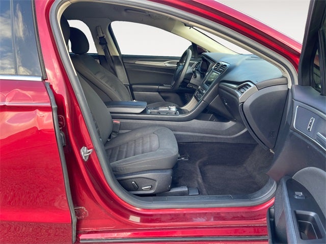 2017 Ford Fusion Hybrid SE