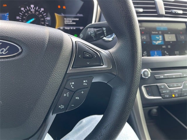 2017 Ford Fusion Hybrid SE