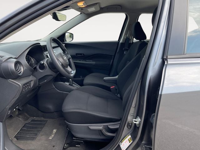 2023 Nissan Kicks S