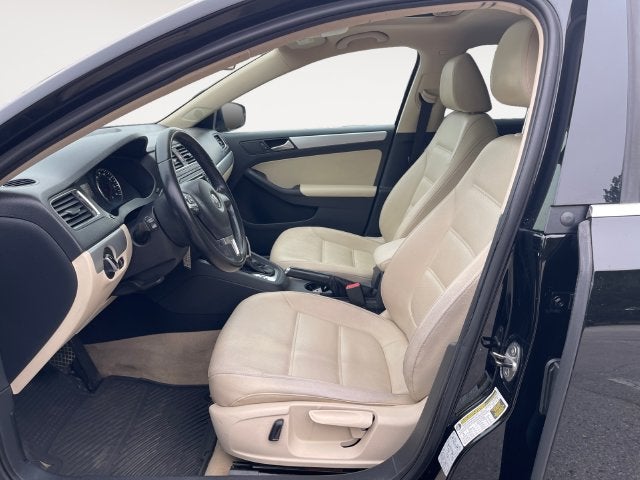 2013 Volkswagen Jetta 2.5L SE Convenience & Sunroof