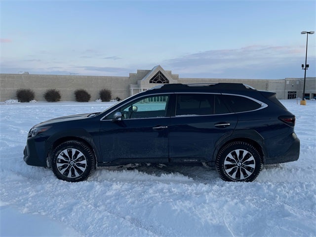 2023 Subaru Outback Touring