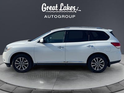 2016 Nissan Pathfinder SL