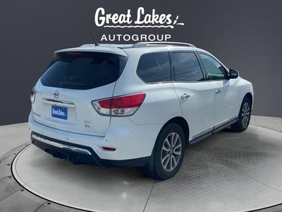 2016 Nissan Pathfinder SL