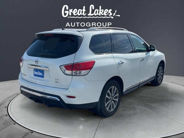 2016 Nissan Pathfinder SL