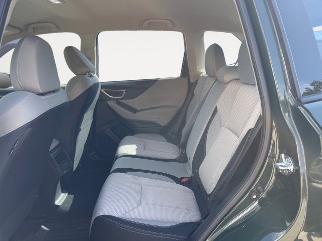 2024 Subaru Forester Base