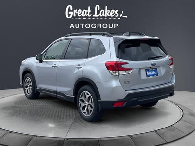 2024 Subaru Forester Premium