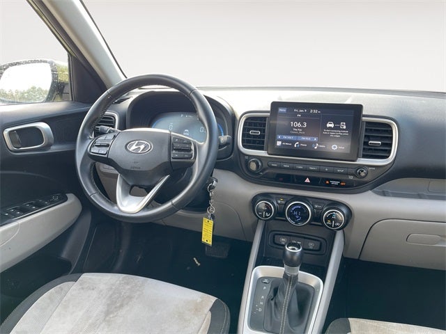 2023 Hyundai Venue SEL