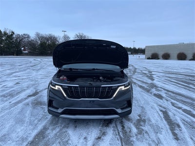 2024 Kia Carnival LX