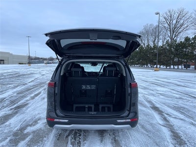 2024 Kia Carnival LX