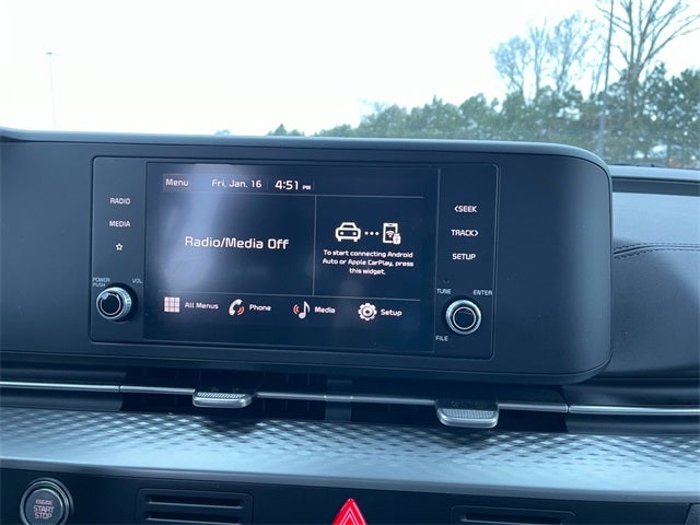 2024 Kia Carnival LX