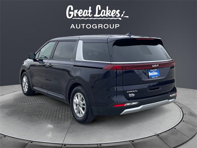 2024 Kia Carnival LX
