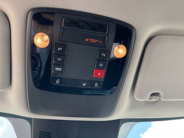2025 Kia Carnival LXS
