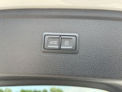 2024 Audi Q5 45 S line Premium quattro