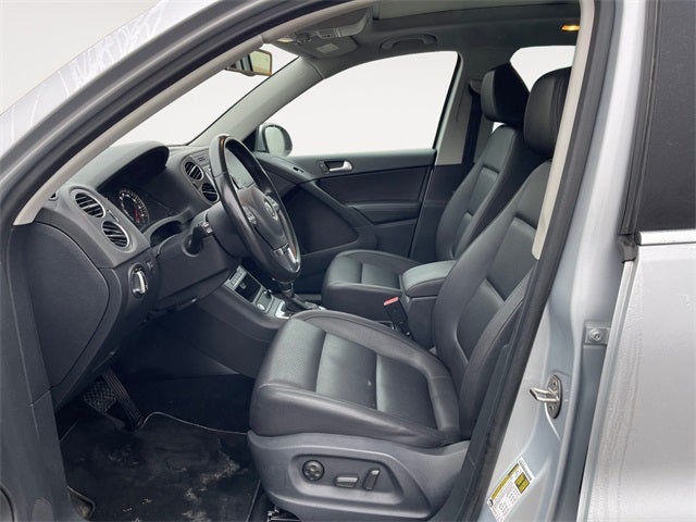 2016 Volkswagen Tiguan R-Line 4Motion