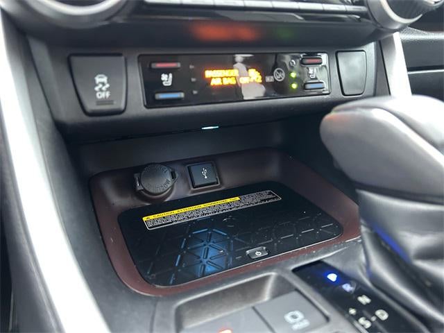 2021 Toyota RAV4 HYBRID Limited