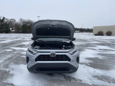 2023 Toyota RAV4 LE