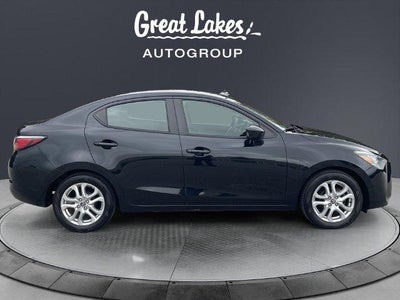 2017 Toyota Yaris iA Manual (Natl)