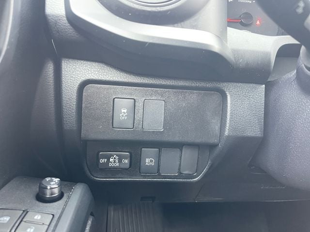 2021 Toyota Tacoma SR V6