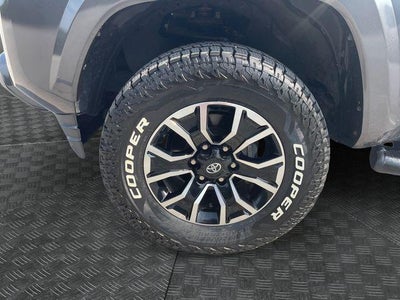 2022 Toyota Tacoma TRD Sport V6
