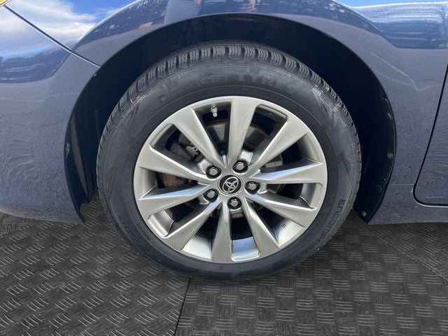 2016 Toyota Camry Hybrid XLE