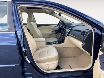 2016 Toyota Camry Hybrid XLE