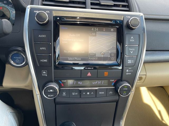 2016 Toyota Camry Hybrid XLE