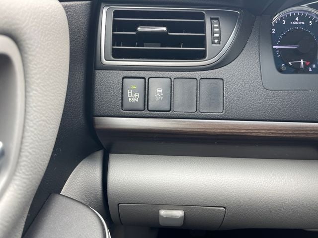 2016 Toyota Camry XLE
