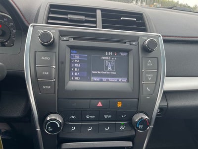 2017 Toyota CAMRY SE