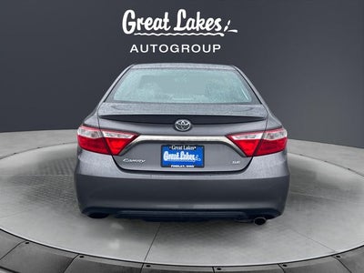 2017 Toyota CAMRY SE