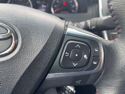 2017 Toyota CAMRY SE
