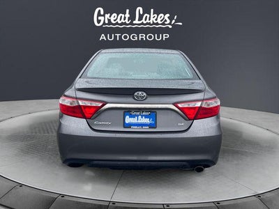2017 Toyota CAMRY SE