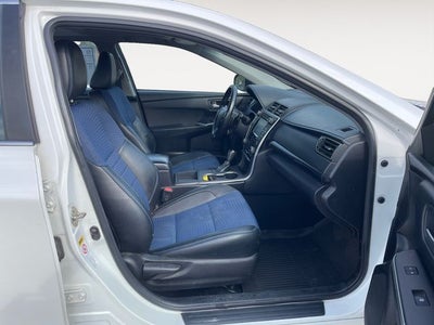 2016 Toyota CAMRY LE