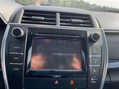 2016 Toyota CAMRY LE